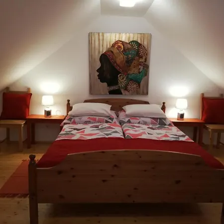 Apartment Liliomfa *