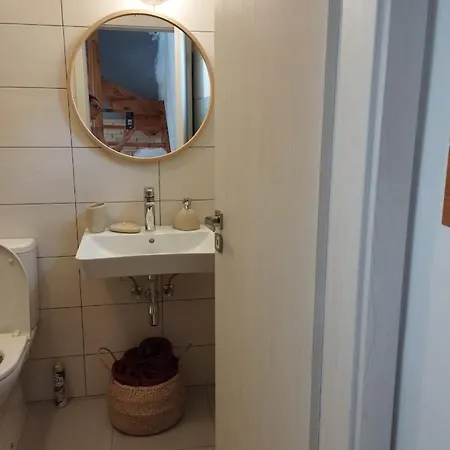 Liliomfa Apartment