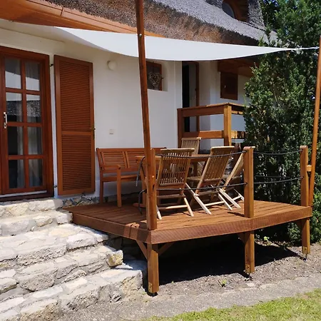 Apartment Liliomfa